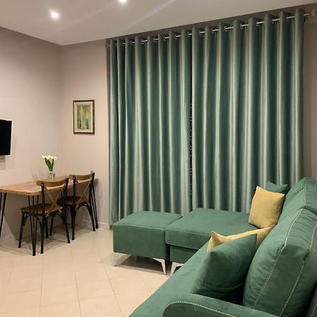 Girasole Apartments Vlorë Esterno foto