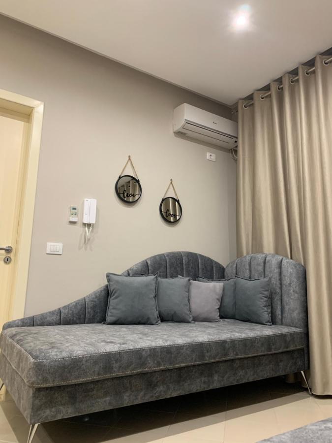Girasole Apartments Vlorë Esterno foto